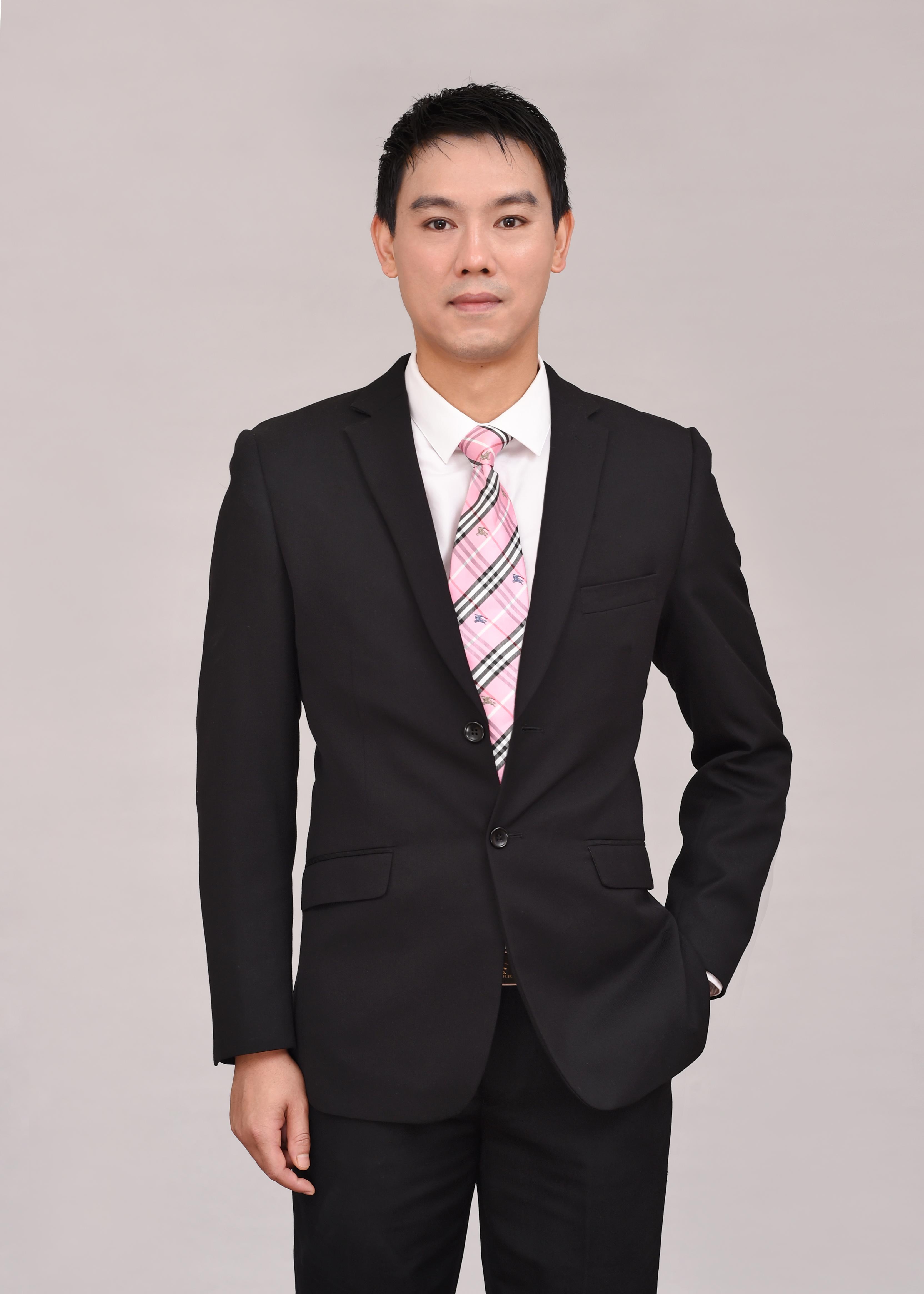 魏静怡 跟组制片负责人